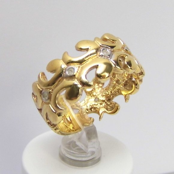 Jewelry - Wide Band Design Ring 18KY Gold over Silver sz 9.5